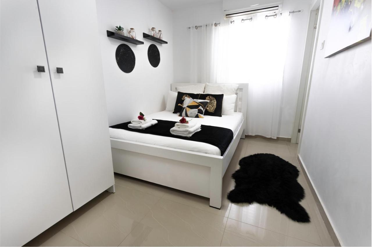 Ferienwohnung Yalarent Seaview 3Br Apt - Families Only Eilat Exterior foto